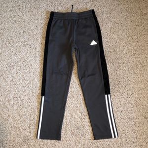 Iike new adidas workout pants